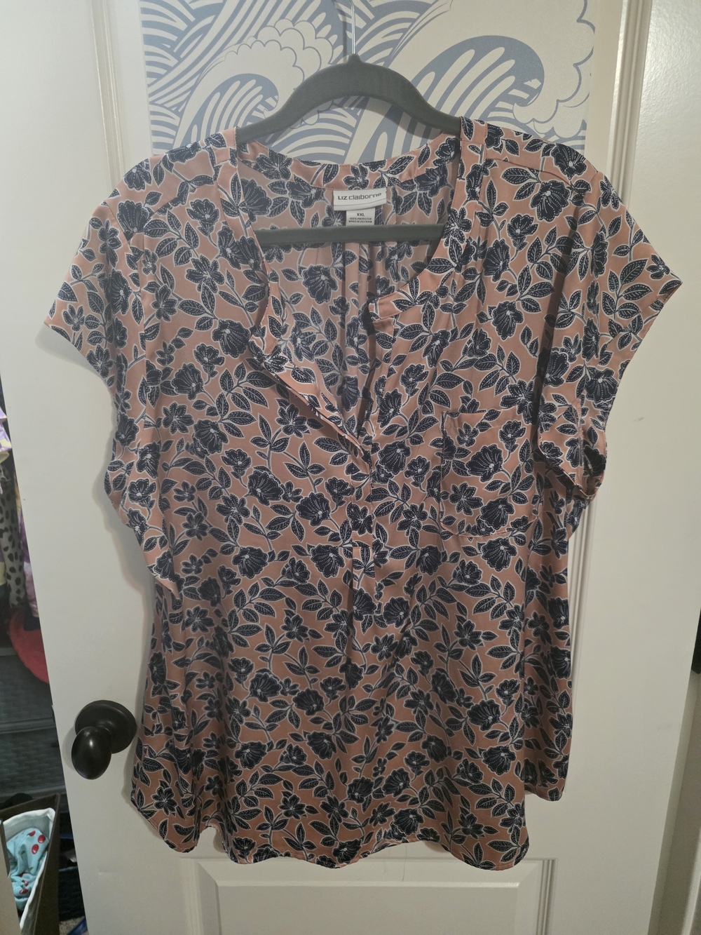 Liz Claiborne Blush Pink Floral V-Neck Blouse with Navy Print